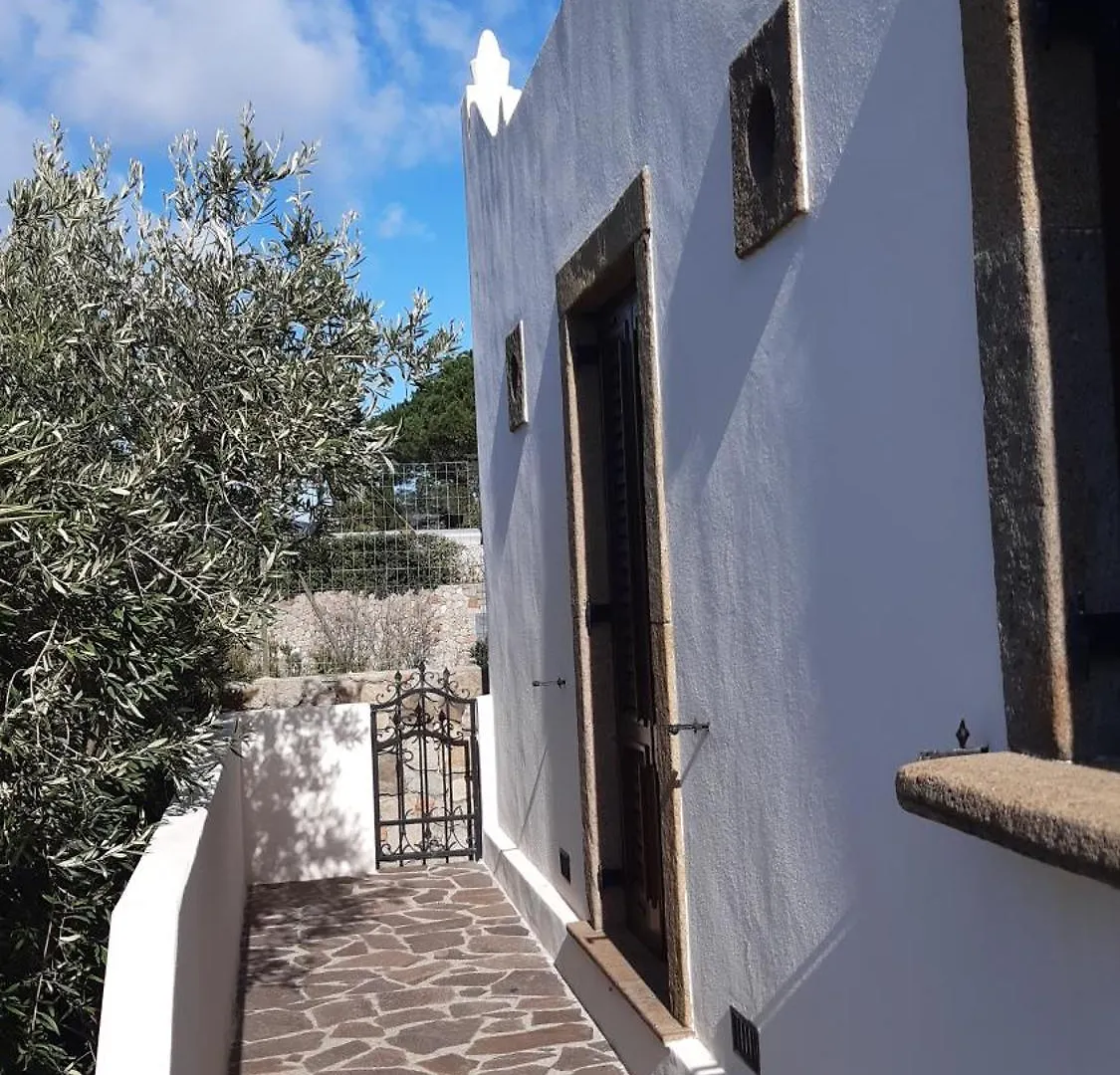Villa Soprana, Casa Per Vacanze Lipari  Feriehus Lipari (Isola Lipari)